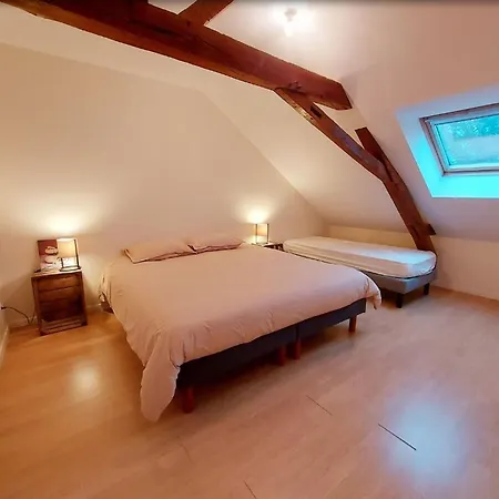 Holiday home Au Pre Des Pommiers *